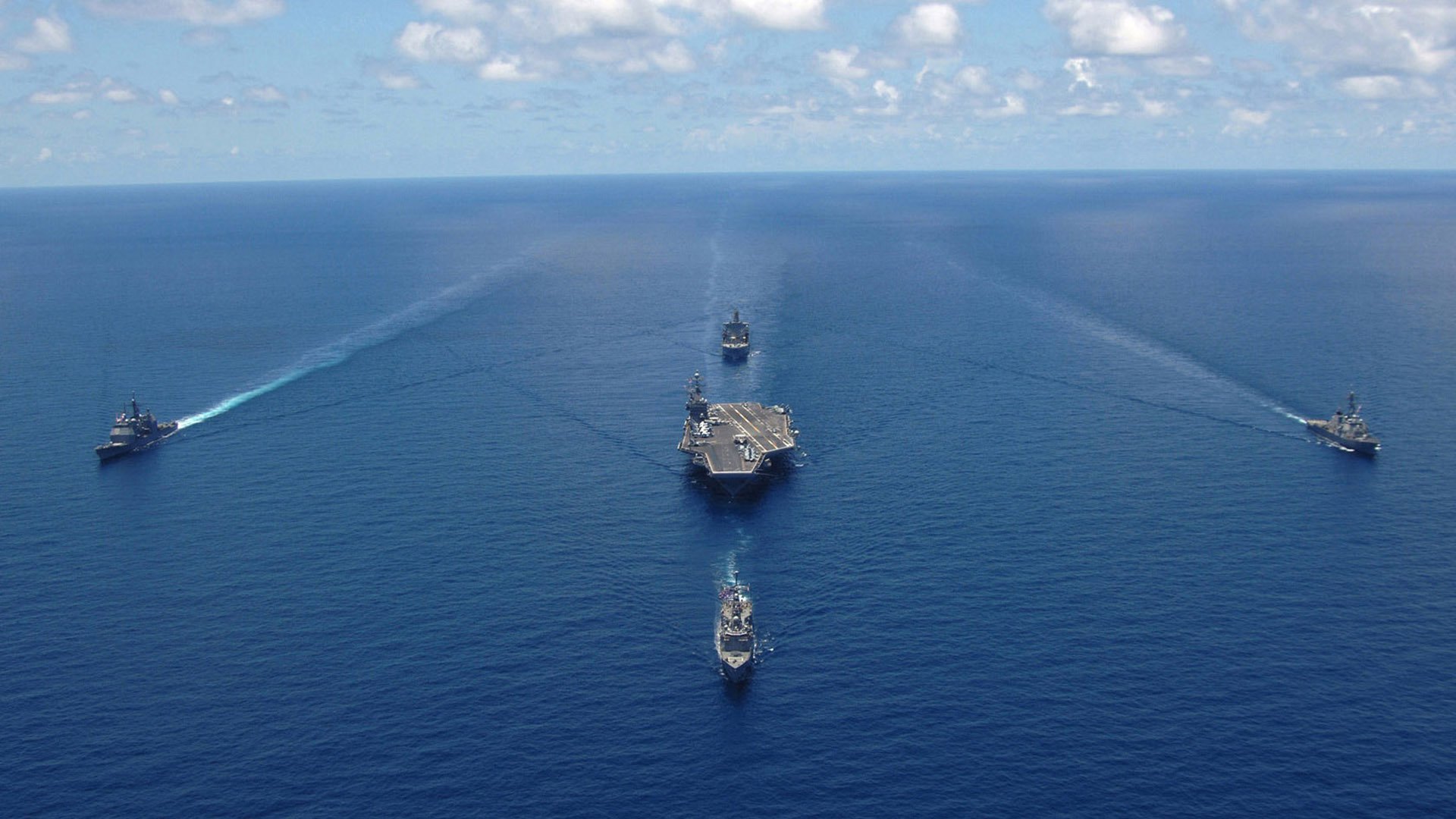 开云平台-利物浦连续七场保持不败，积分排名稳中有升，利物浦联赛冠军积分